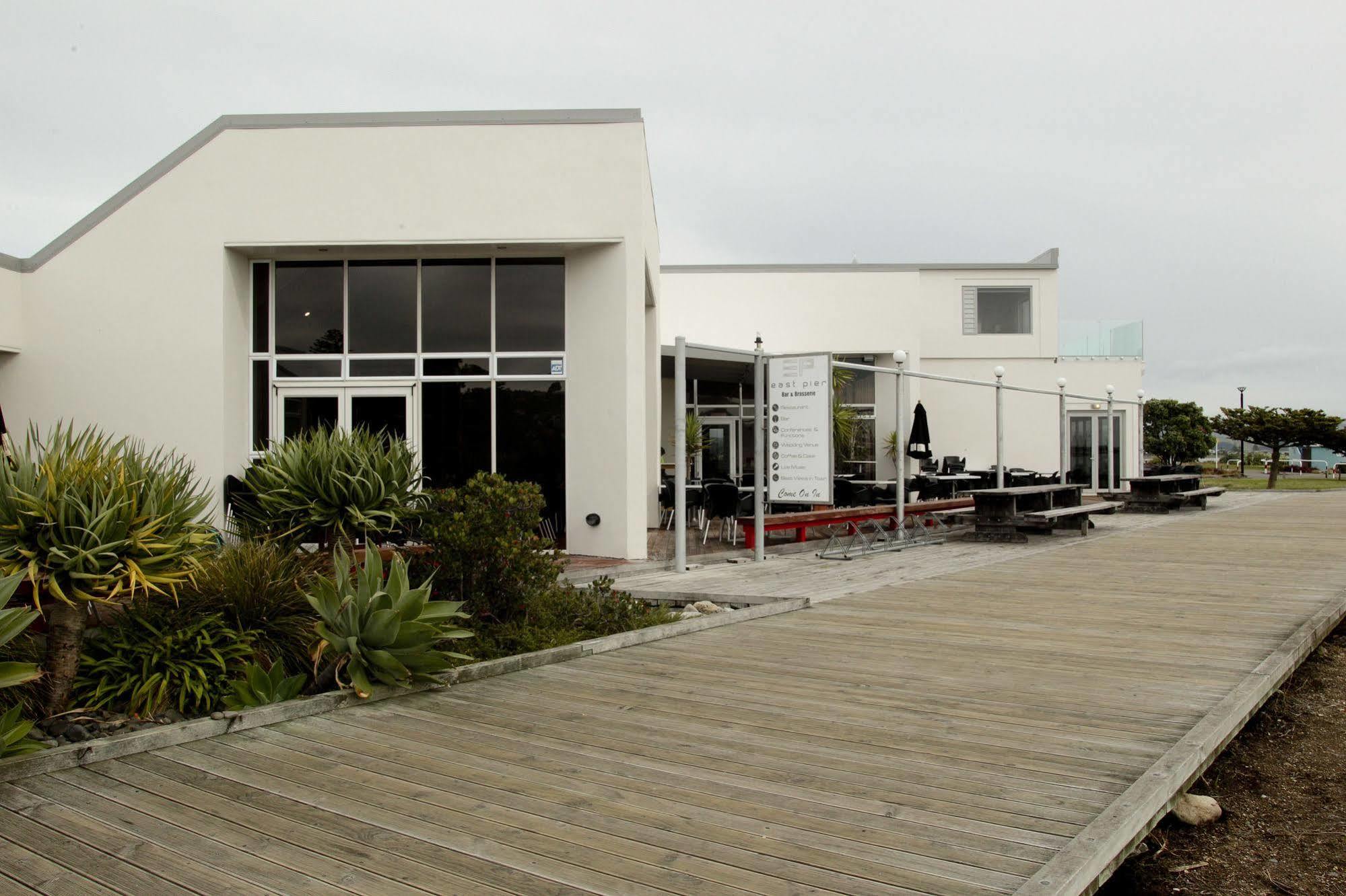 נאפייר East Pier Hotel מראה חיצוני תמונה